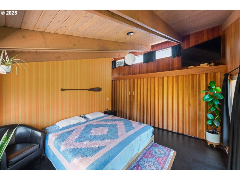 Bedroom, Owner's Suite