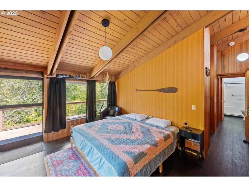 Bedroom, Owner's Suite